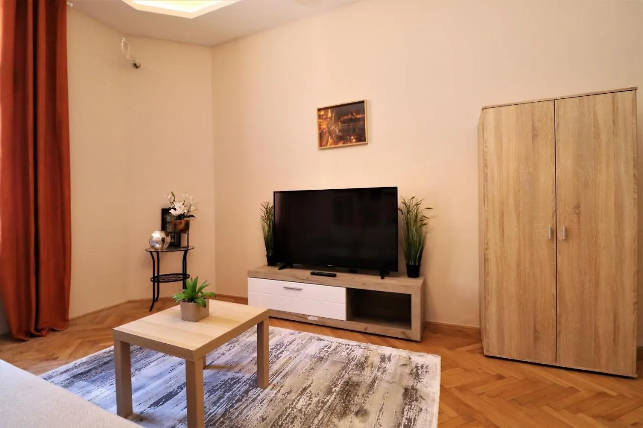 King Charles Residences Budapest Apartment