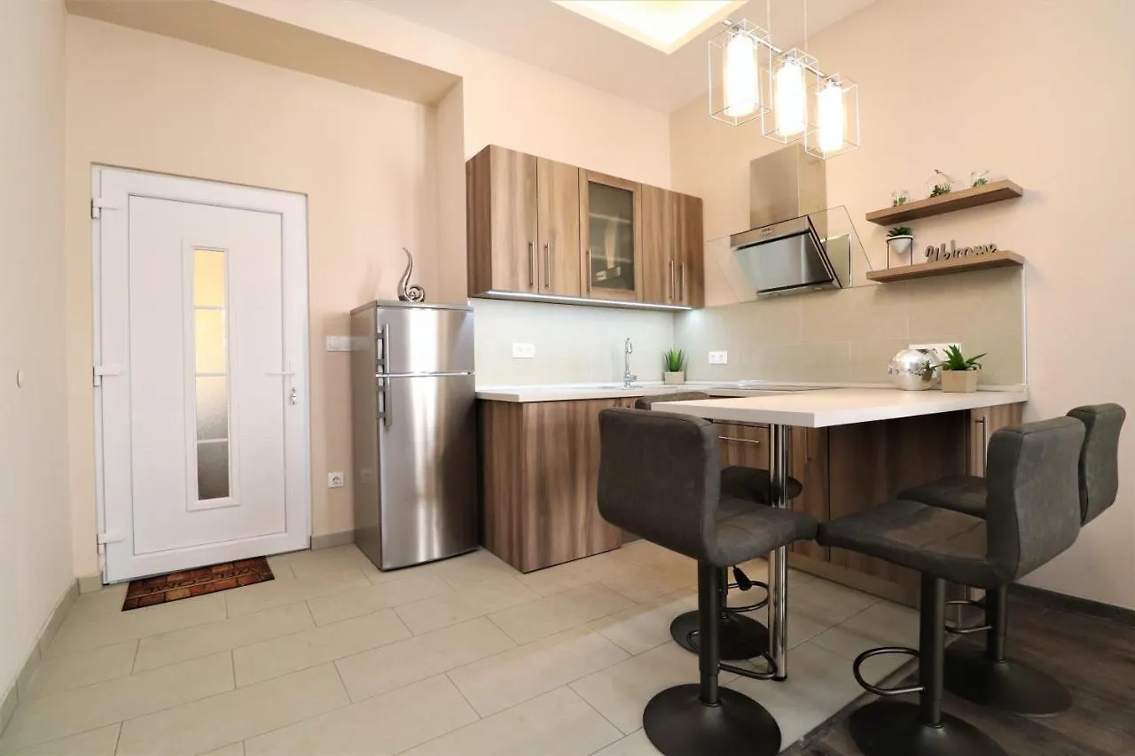 King Charles Residences Budapest 0*,  Hungary