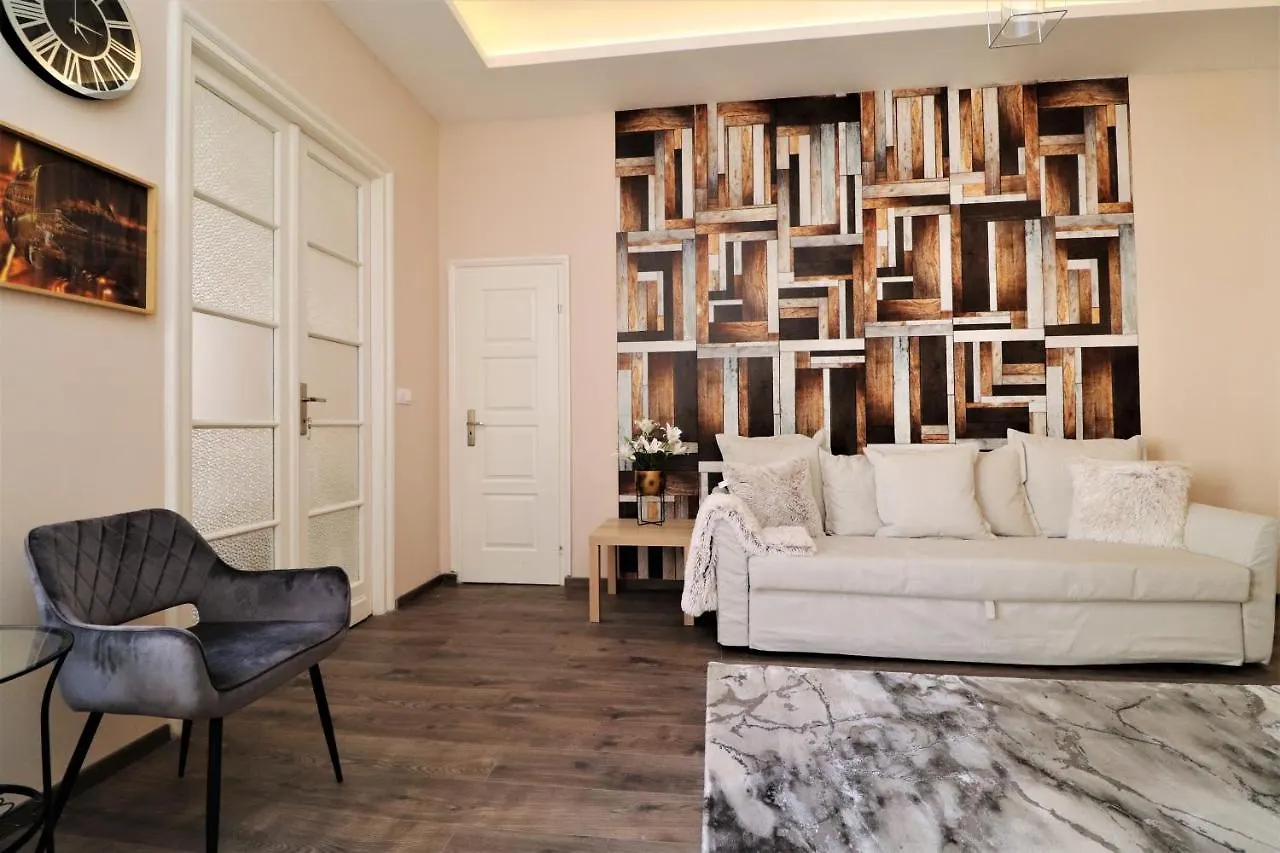 King Charles Residences Budapest Apartment